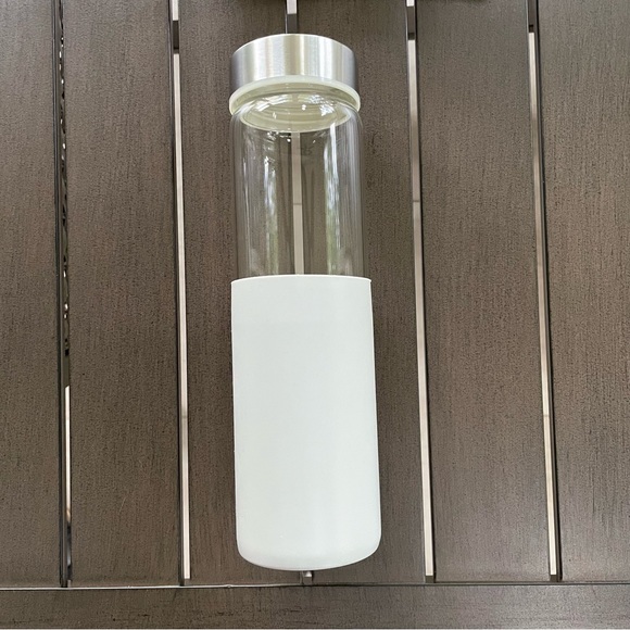 NWOT SURSIP 20oz. REUSABLE GLASS WATER BOTTLE!! - Picture 1 of 10